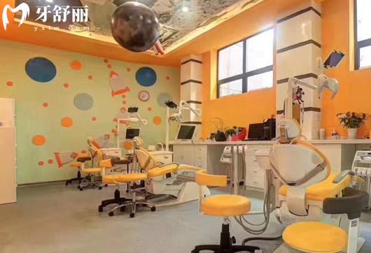 上海极橙儿童齿科诊室环境